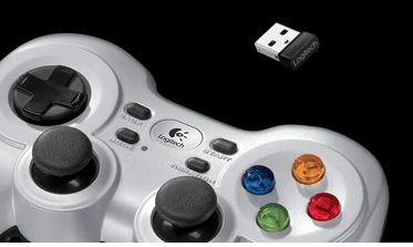 Logitech control gamepad